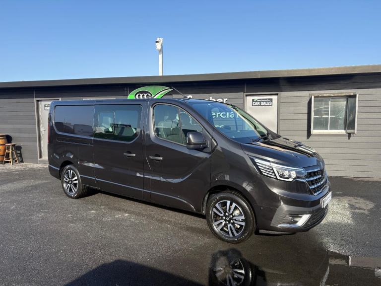 Pre Reg April 2026 Renault Trafic LL30 2.0 170  Extra Sport Crewcab EAG 9 Speed
