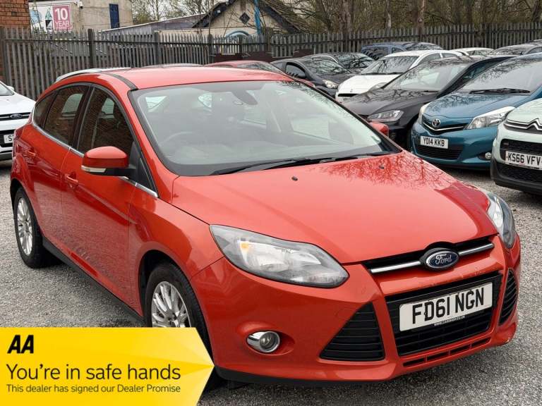 2011 Ford Focus 1.6 Titanium Euro 5 5dr HATCHBACK Petrol Manual
