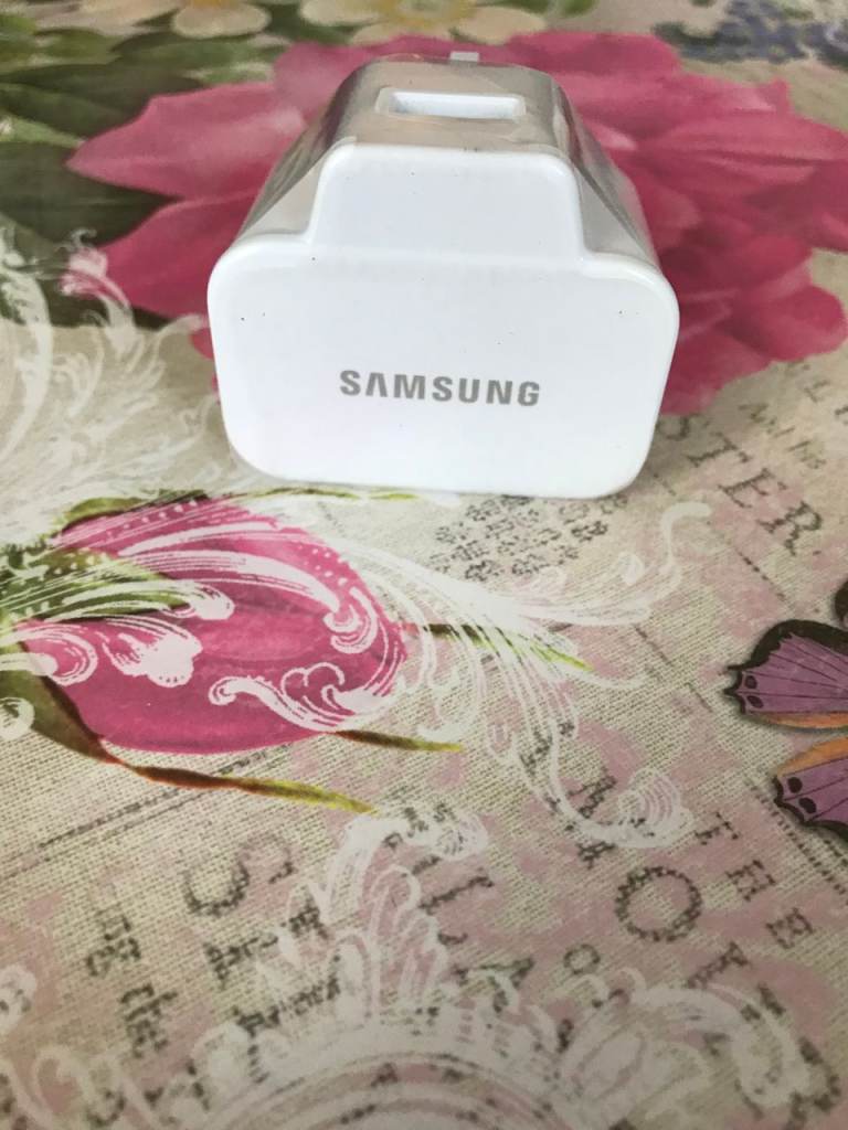Wholesale Bundle Samsung Galaxy 2A Wall Chargers (70 Units) - Model ETA-U90UWE