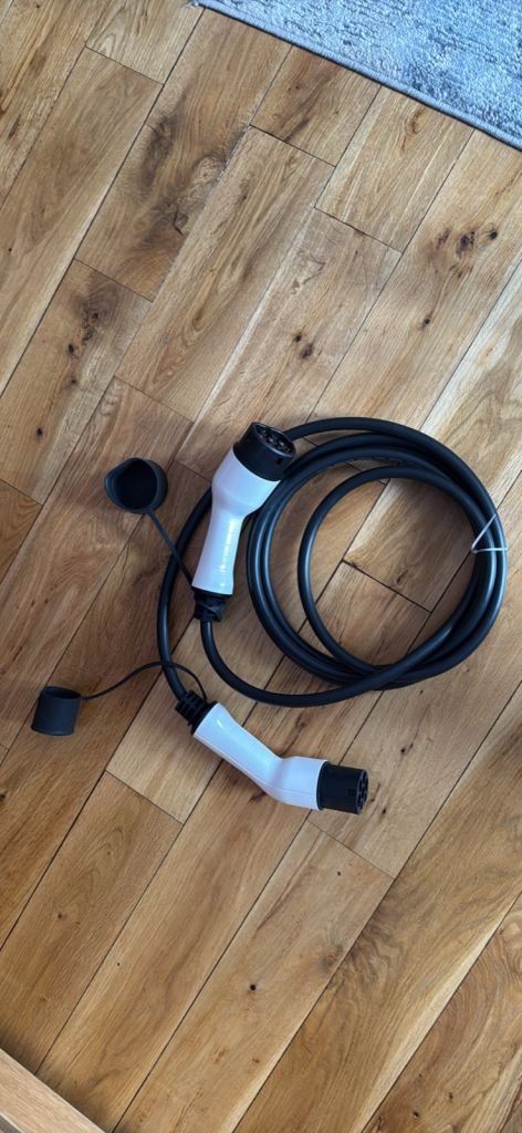 Type 2 EV charger lead