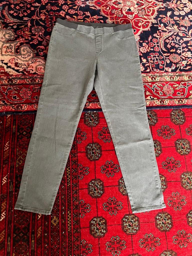Brand New Ladies Thermal Jeggings Size 18