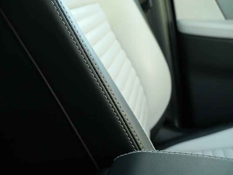 2022 Land Rover Discovery Sport 1.5 P300e R-Dynamic HSE 5dr Auto [5 Seat] ESTATE PETROL/ELECTRIC ...