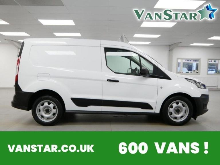 71 TRANSIT CONNECT 1.5 EBL 75 BHP L1 220 LEADER EDITION ( SAT NAV / CAMERA )