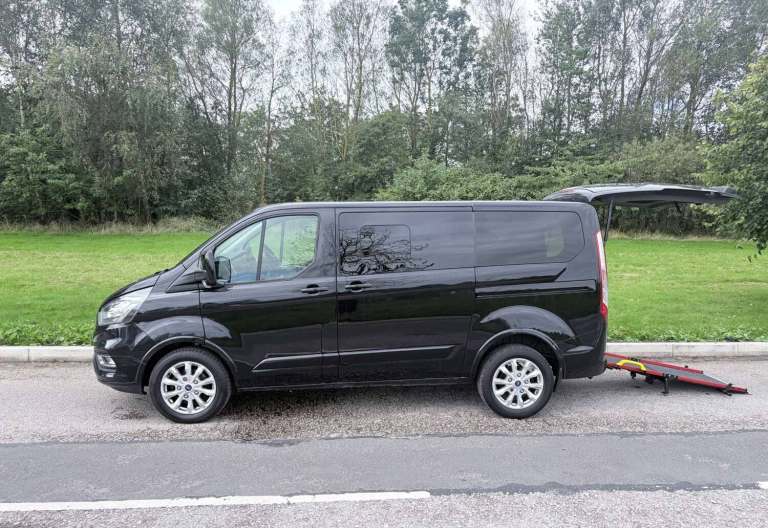 2021 Ford Tourneo Custom 2.0 Tdci *6 SEATS * ALLIED FLAT RAMP* Wheelchair Accessible Vehicle WAV ...