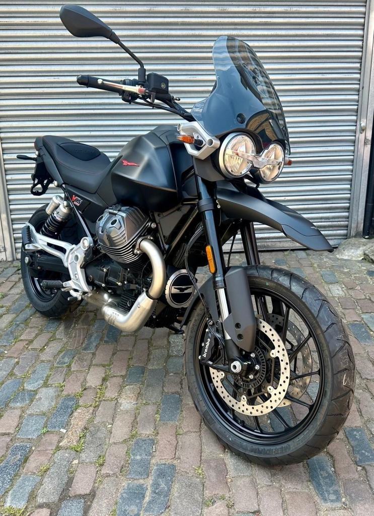 Moto Guzzi V85 Strada E5+ Matte Black — Pre Reg 2026 Plate