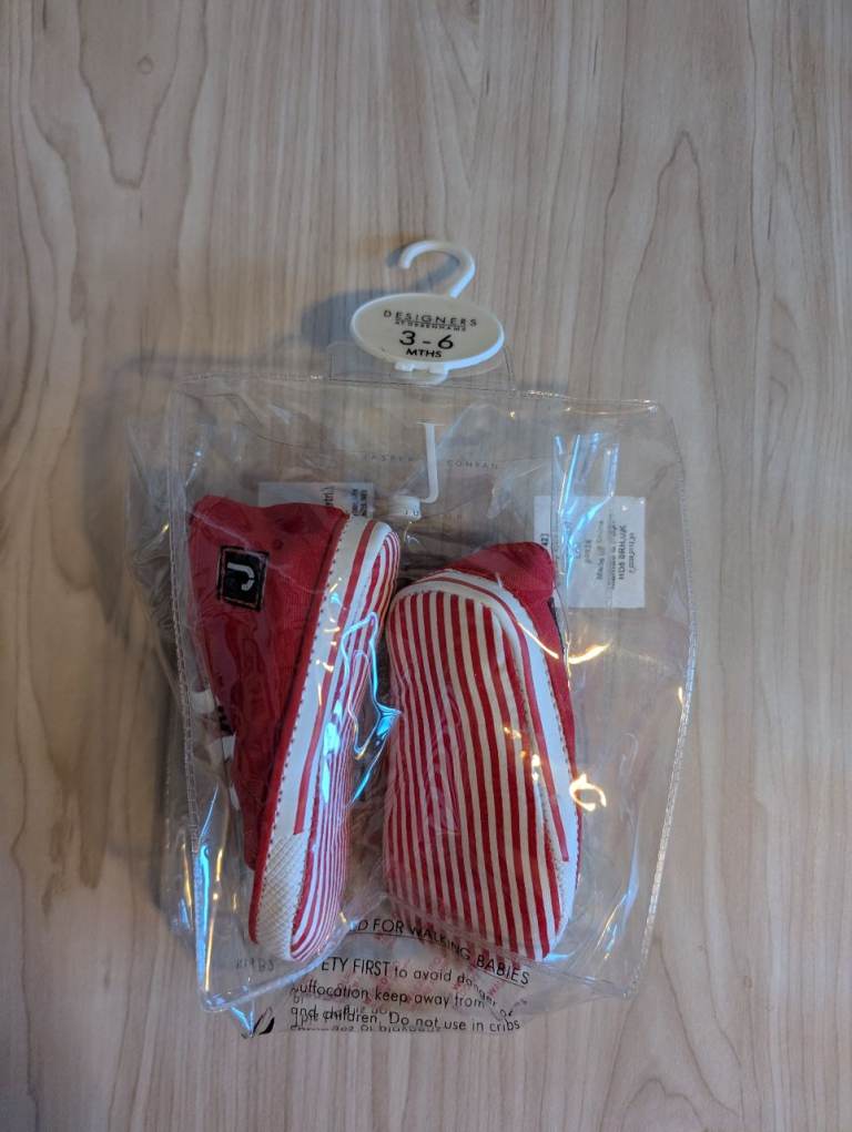 Designer At Debenhams Jasper Conran 3-6Months Baby Trainers/pram shoes BRAND NEW