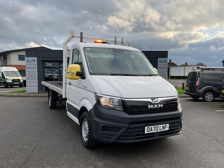 2020 MAN TGE 140 17 FOOT PURPOSE BUILT FLAT BED BODY+1 OWNER+LOW MILES Flatbed Diesel Manual