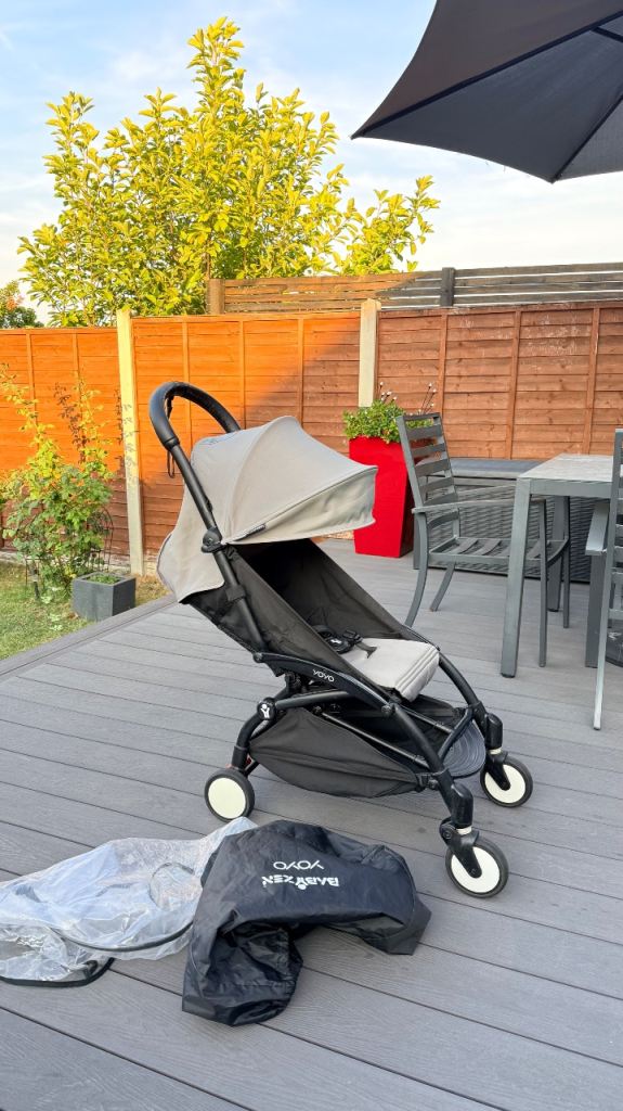 Babyzen YOYO2 Pram - Good Condition Grey Fabric