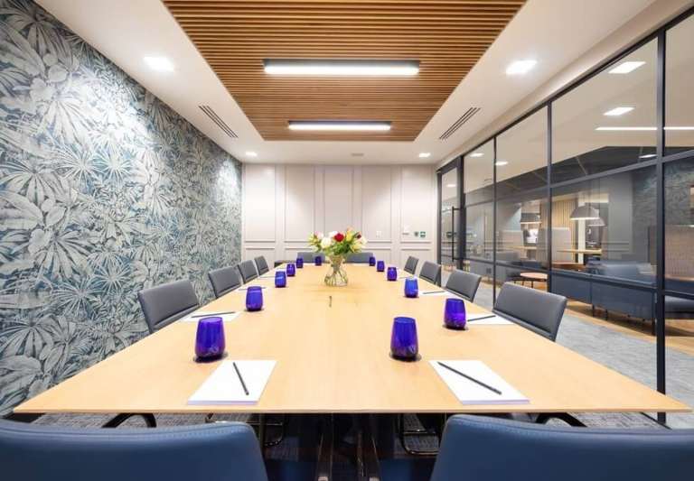 Furnished offices to rent in *Farringdon*. Office Spaces for 4 to 375 desks EC1