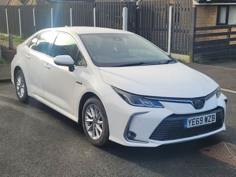TOYOTA COROLLA 1.8 ICON TECH SALOON 2019 (69 REG)
