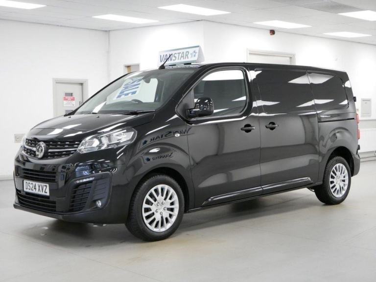 2024 VAUXHALL VIVARO 2900 1.5 D 100 BHP SWB PRO EDITION 6DR ( SAT NAV )