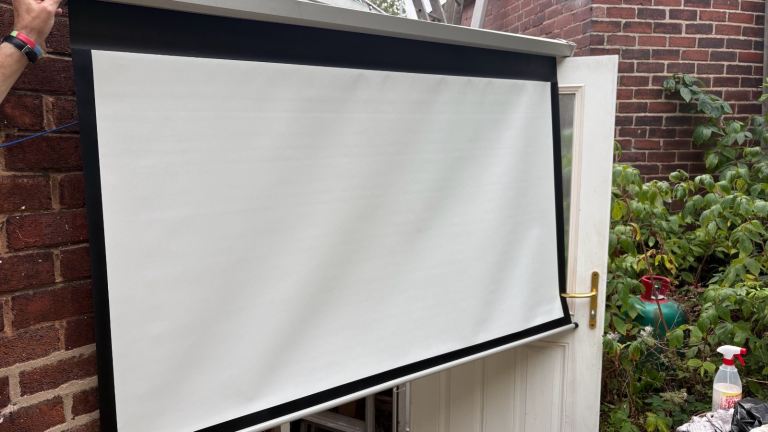 Projector Screen