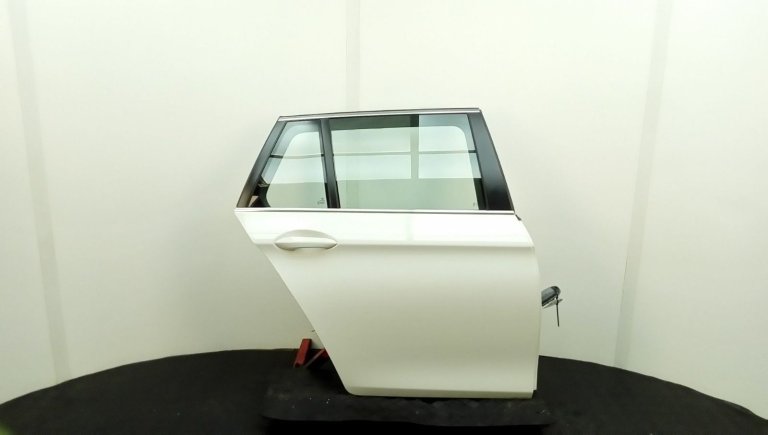 Bmw 5 Series Rear Door O/S 2009-2017 5 Door Estate Rh