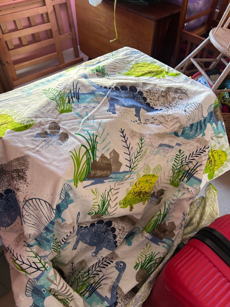 Child’s bedroom set