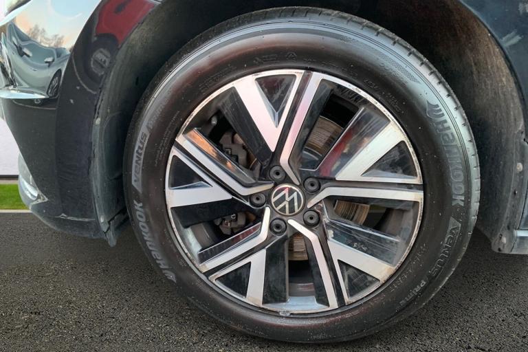 2020 Volkswagen Touran 1.5 TSI EVO SEL 5dr MPV PETROL Manual