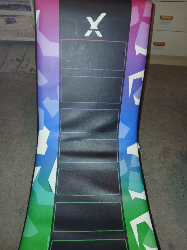 Fold up rovket gaming chair 