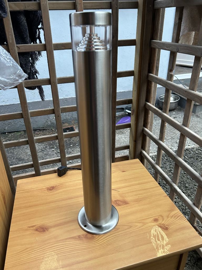 Outdoor bollard lights LED. white light