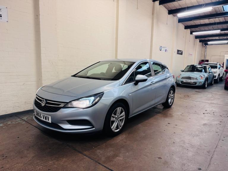 2017 Vauxhall Astra 1.4i 16V Tech Line 5dr HATCHBACK Petrol Manual