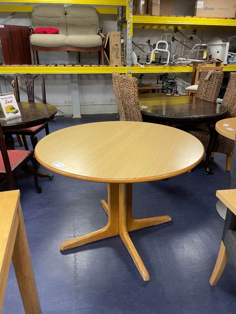 Round Wooden Dining Table TCL Reuse 101898