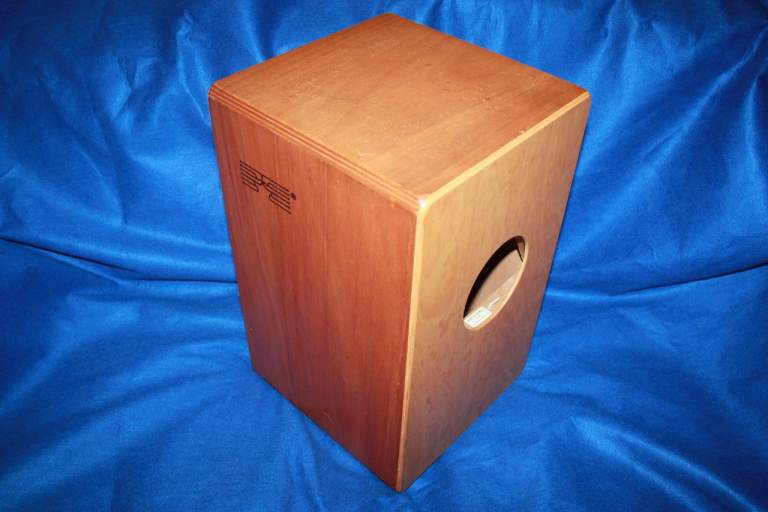 Schlagwerk Wooden Cajon La Peru ~ Made In Germany ~ Snares and Jingles ~ Case Included ~ £95 ono