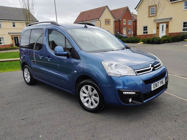 CITROEN BERLINGO MULTISPACE, 1.2 PETROL, ULEZ, HIGH SPEC, 17 PLATE.