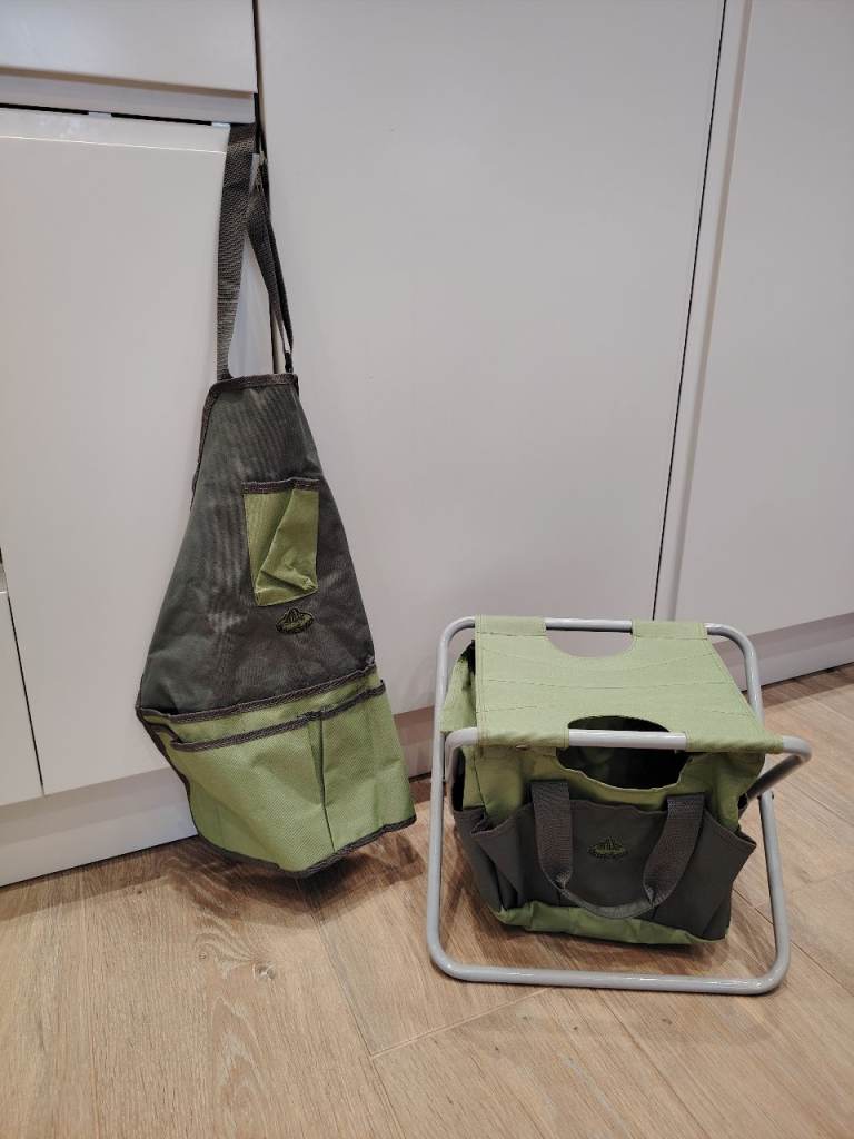 Lovely Garden Tools Stool Carry all bag folding apron