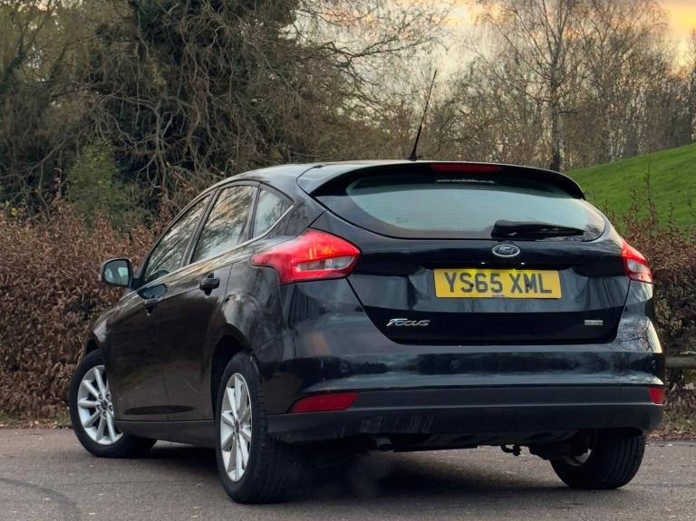 2015 Ford Focus 1.0T EcoBoost Titanium Euro 6 (s/s) 5dr HATCHBACK Petrol Manual