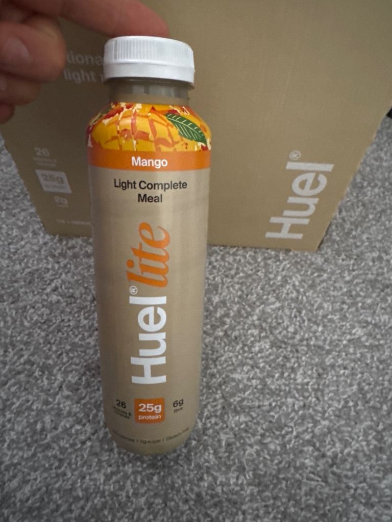 Huel lite mango 12 bottle