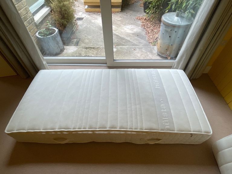 Hulsta Single Mattress – Good Condition, 200x90cm