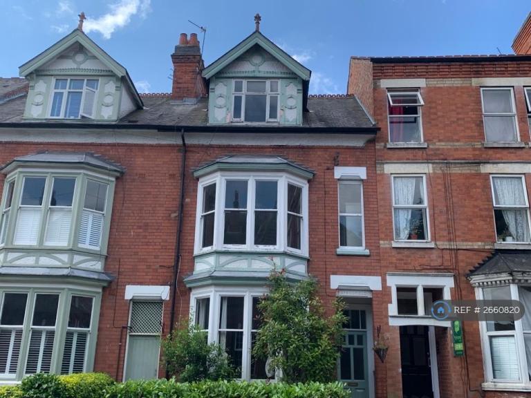 6 bedroom house in Daneshill Road, Leicester, LE3 (6 bed) (#2660820)