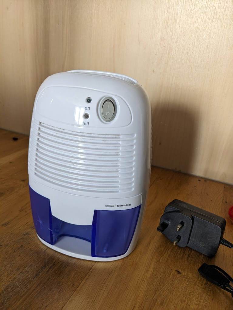 Mini dehumidefier