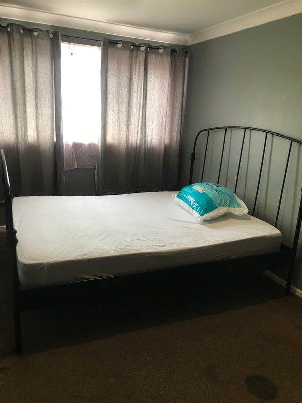 Spacious & Cosy Double Room For Rent AT MK2 3QB
