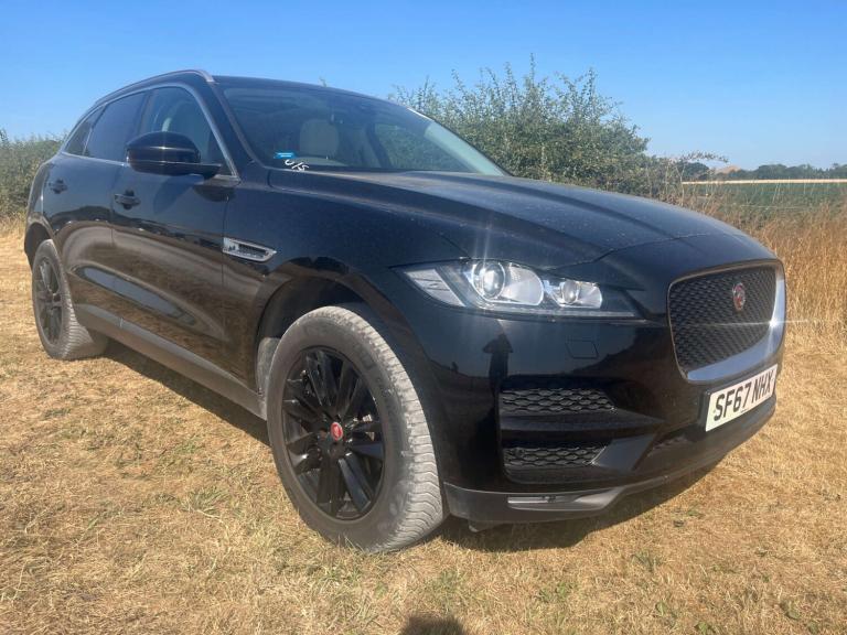 2017 Jaguar F-Pace 2.0d Portfolio 5dr Auto AWD ESTATE DIESEL Automatic