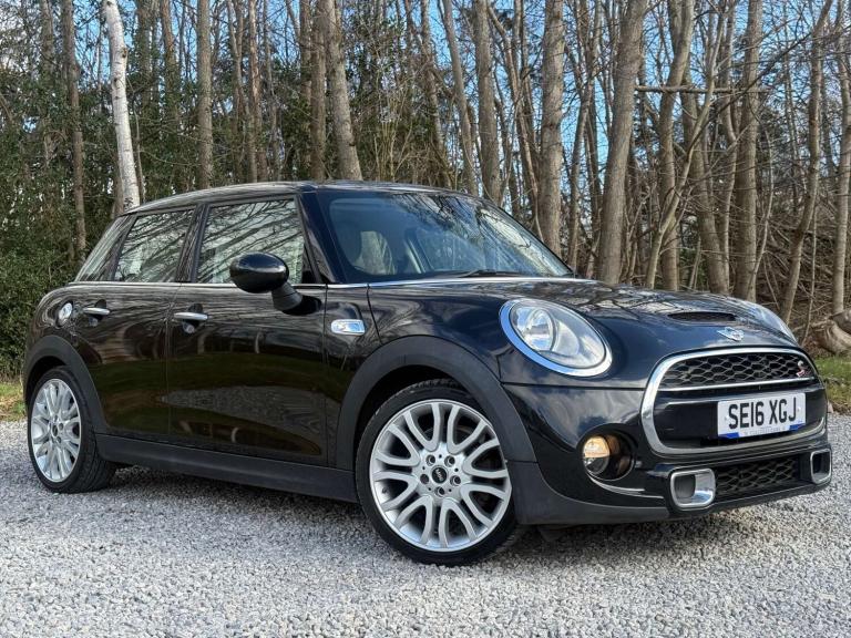 2016 MINI Hatch 2.0 Cooper S 5dr Hatchback Petrol Manual