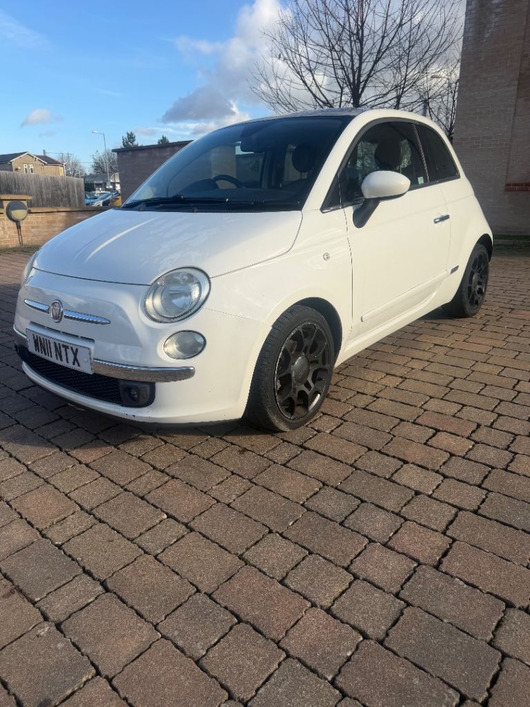 Fiat, 500, Hatchback, 2011, Manual, 875 (cc), 3 doors