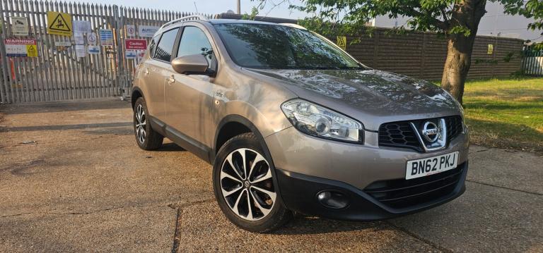 2012 Nissan Qashqai 1.6 [117] N-Tec+ 5dr CVT HATCHBACK Petrol Automatic