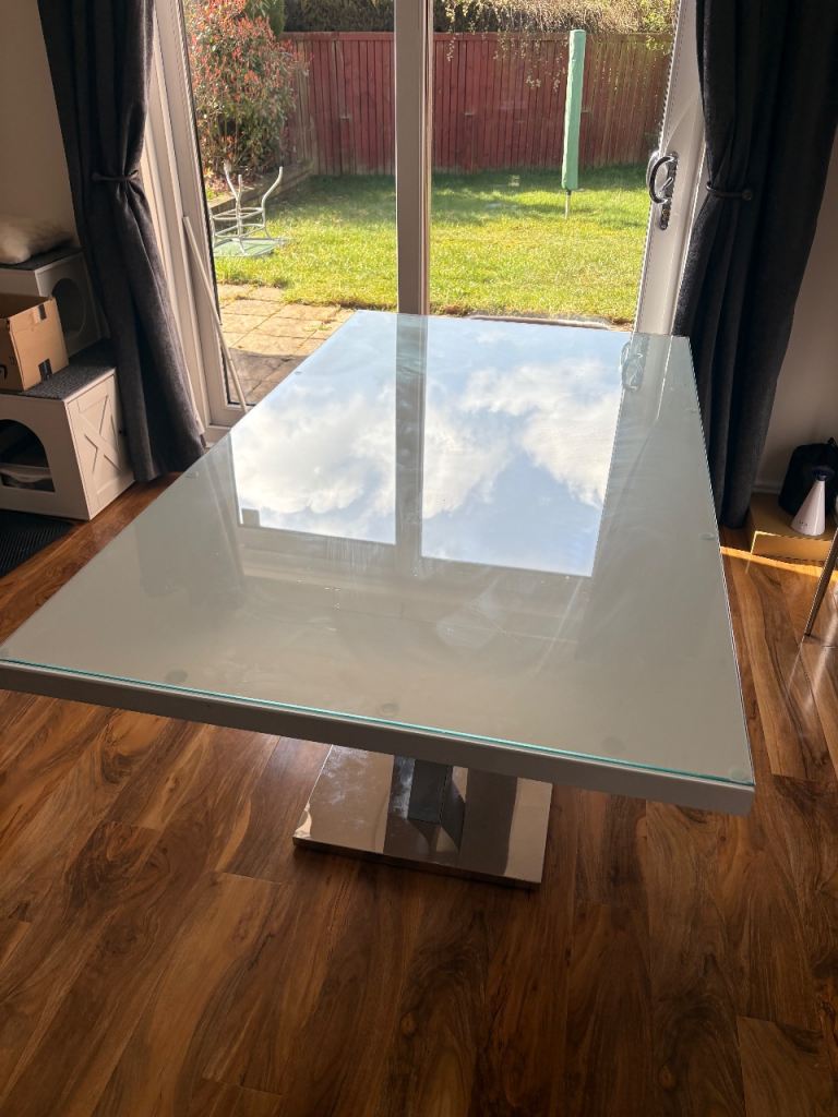 Atlanta Modern Rectangle Chrome Metal High Gloss White Dining Table