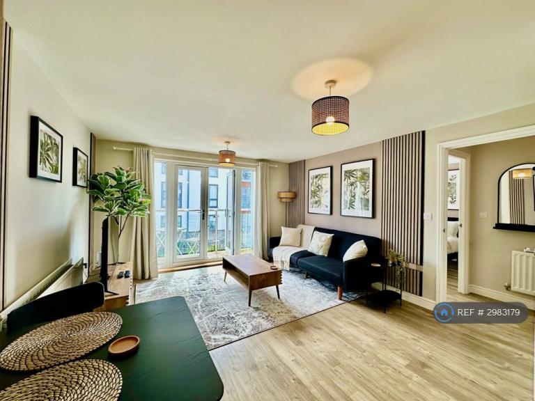 1 bedroom flat in St. Aubyn Street, Plymouth, PL1 (1 bed) (#2983179)