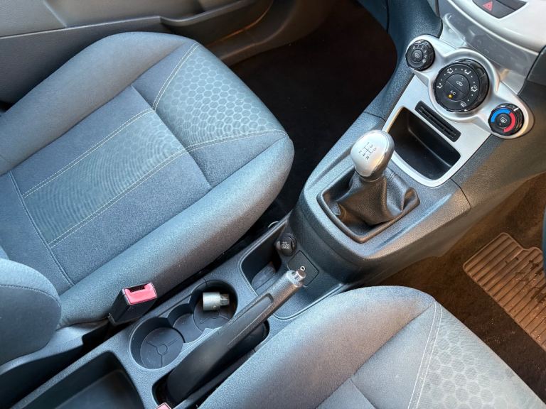 Ford, FIESTA, Hatchback, 2009, Manual, 1399 (cc), 5 doors