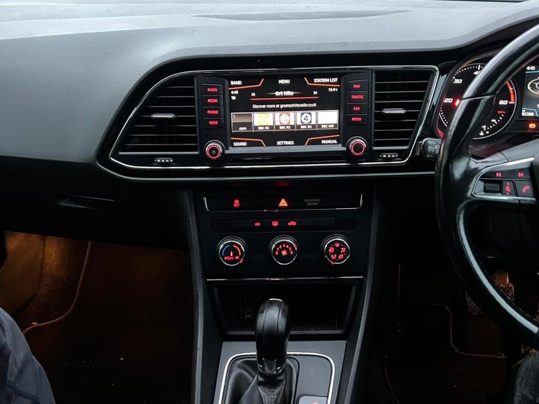 2016 SEAT Leon 1.6 TDI 110 SE Dynamic Technology 5dr DSG HATCHBACK Diesel Automatic