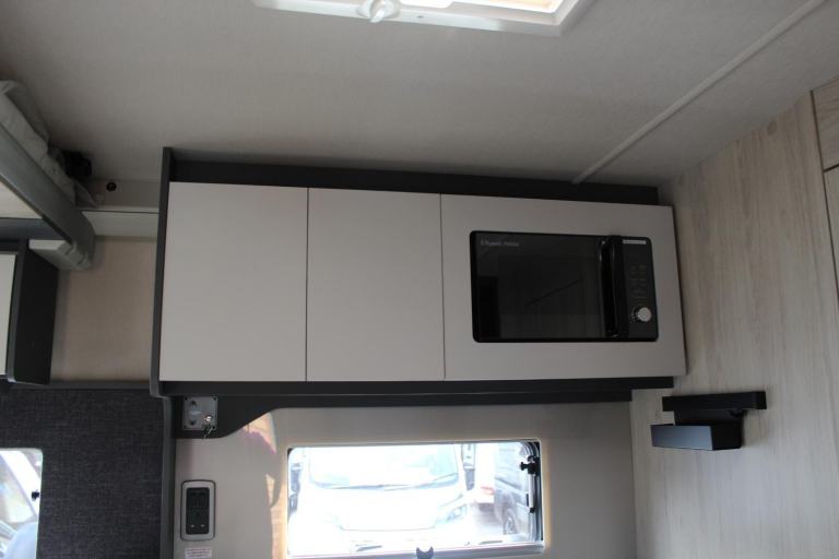 Auto-Trail F-Line F60 DIESEL AUTOMATIC 2025