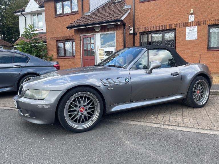 BMW Z3 1.9 Roadster (2001) – Manual, 126k miles, Modern Classic, MOT until May 2027