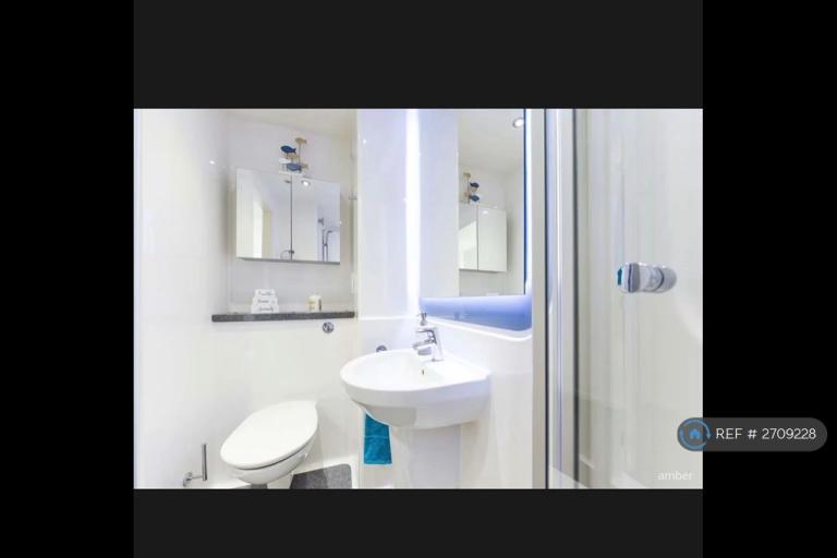 1 bedroom in Byrom Point, Liverpool, L3 (#2709228)