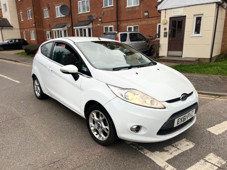 Ford, FIESTA, Hatchback, 2011, Manual, 1242 (cc), 3 doors
