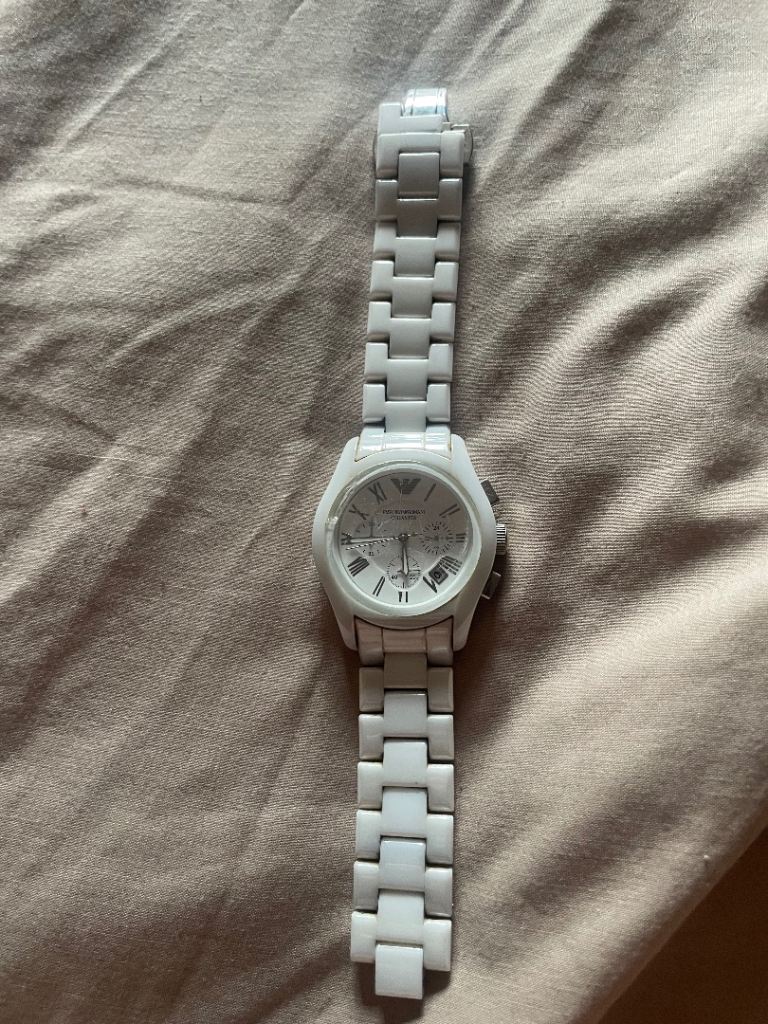 Emporio Armani Ceramica Watch AR-1403 – White, Fair Condition