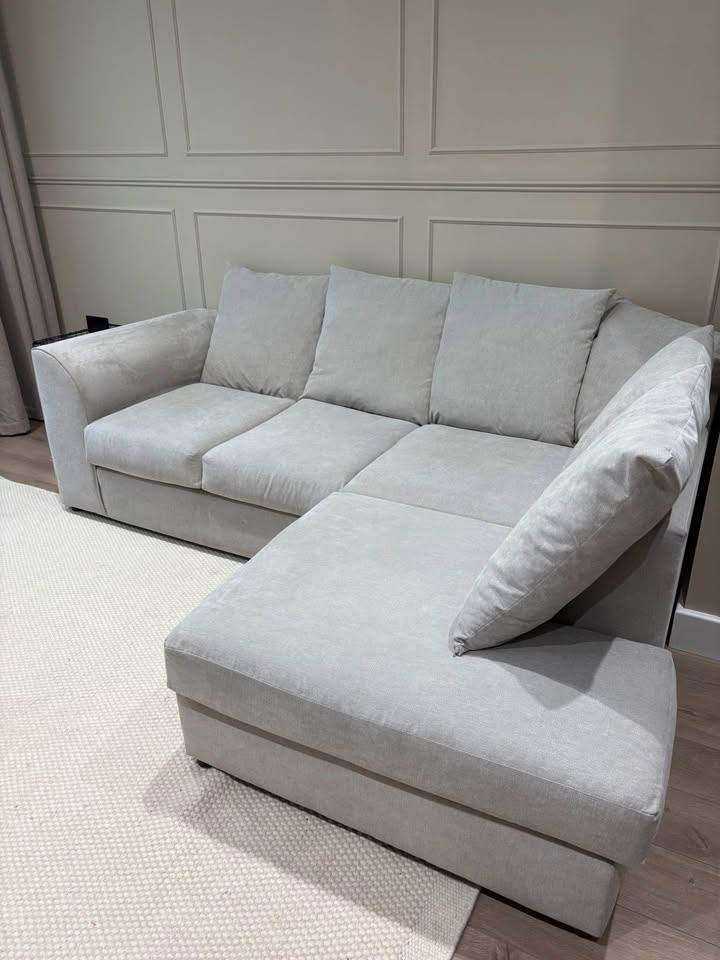 Light Grey Fabric Corner Sofa with Chaise Extension