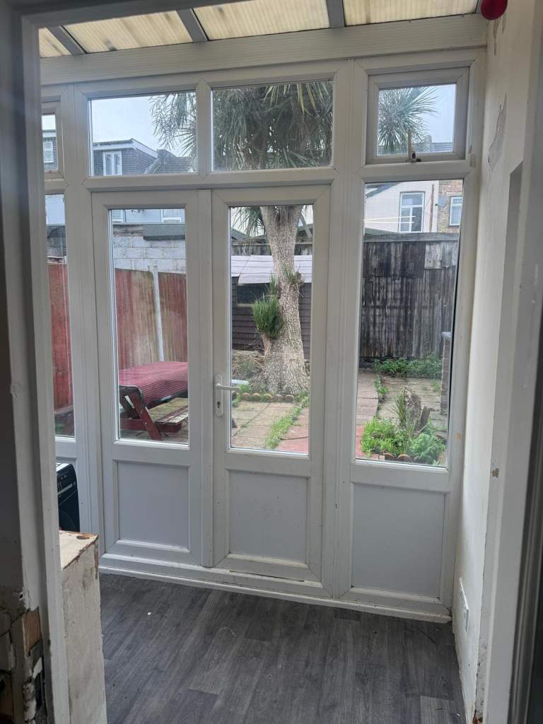 4 Bedroom 2 Bathroom house ToLet