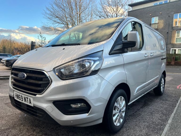 2019 FORD TRANSIT CUSTOM LIMITED, LWB , NO VAT , WET BELT DONE , FSH