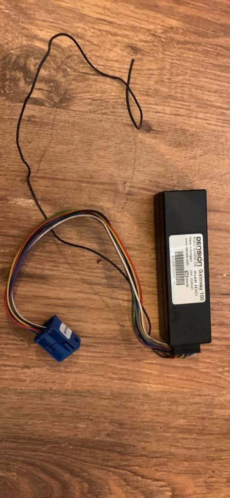 Dension Gateway 100 Audi IDC iPod iPhone interface adaptor