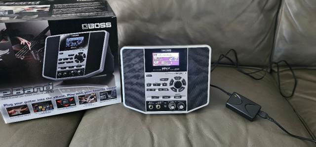 Boss eBand JS-10 Guitar Audio Player with Built-in Effects, Boxed